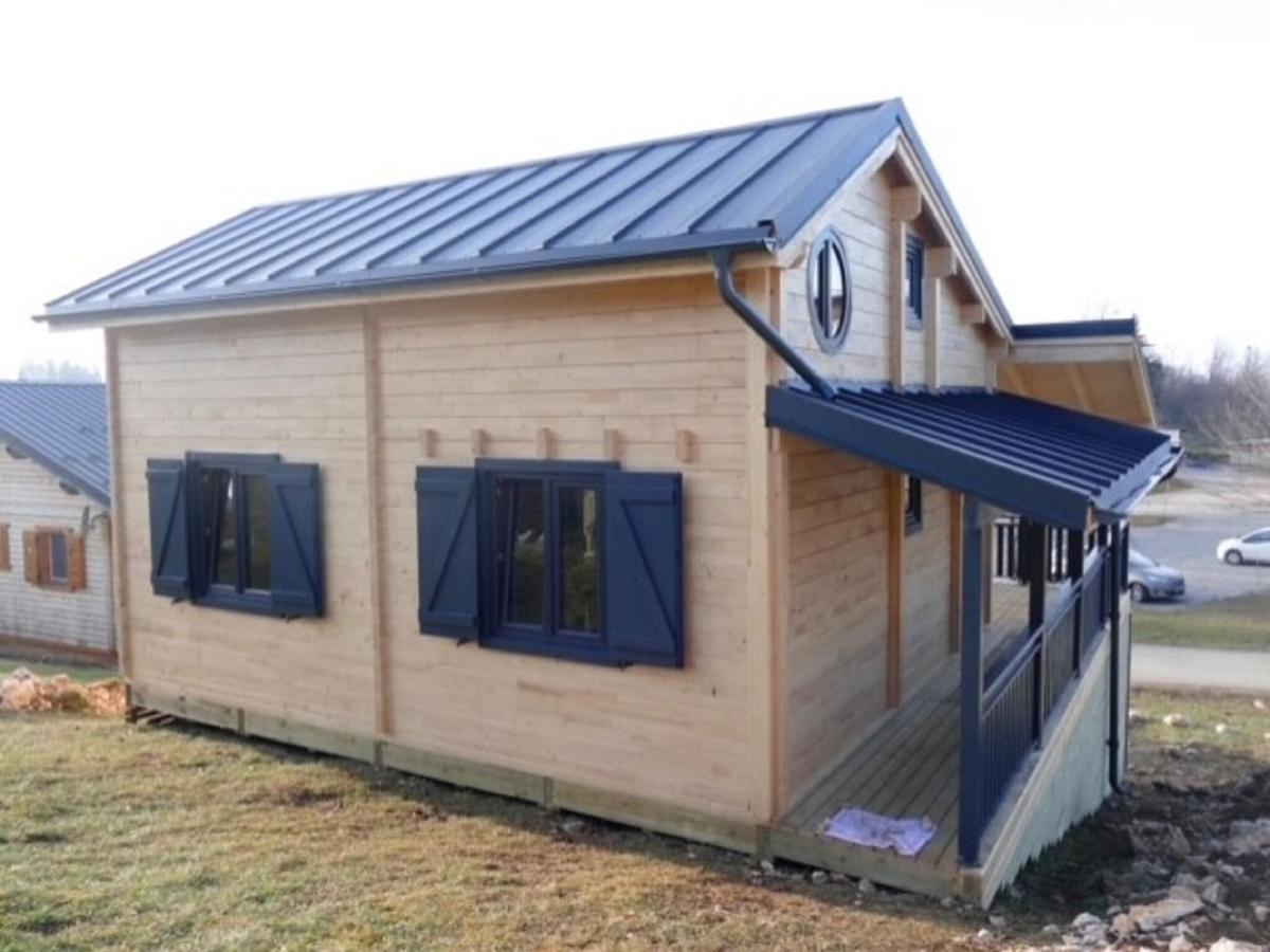 Chalet In Saint Laurent On A Slope Exterior photo